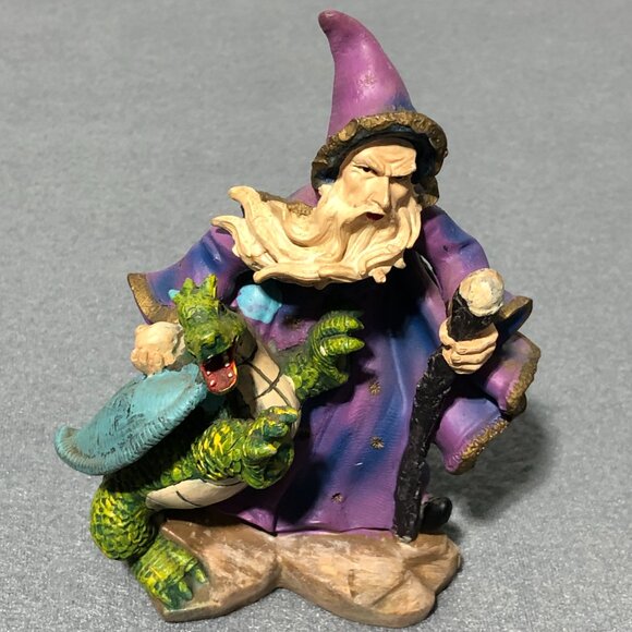 Wizard with his dragon - Picture 1 of 11